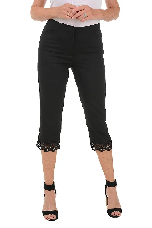 Petite Pattern Play Lace Hem Capri Pant