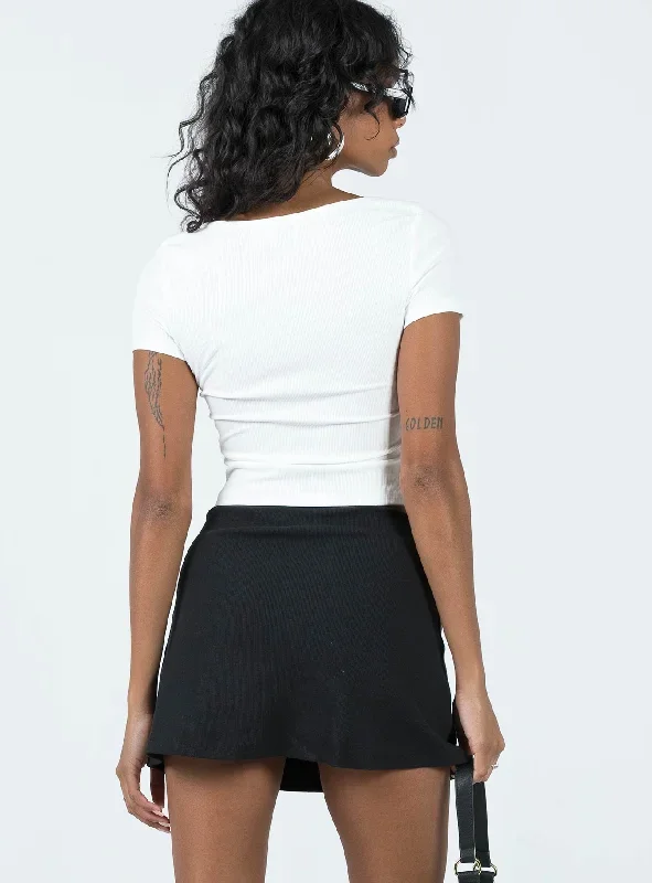 banksia-mini-skirt-black