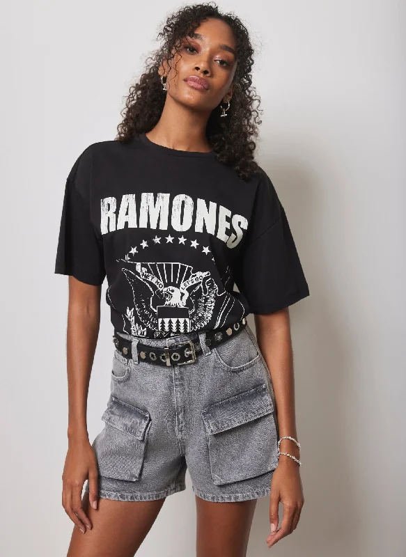 black-ramones-graphic-t-shirt