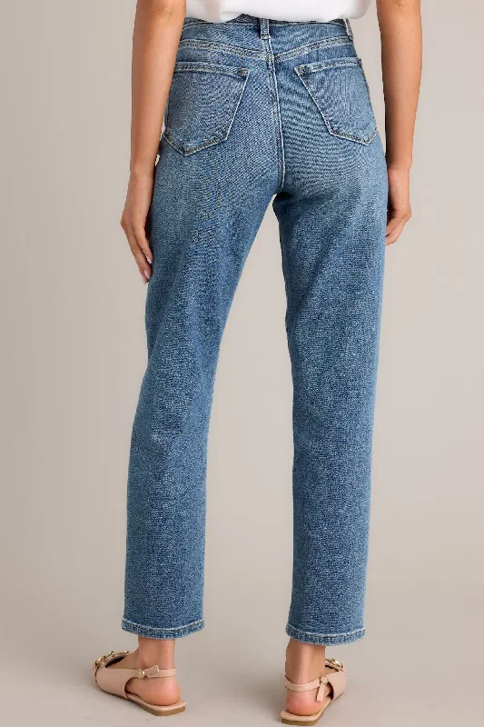 felt-like-it-medium-wash-stretch-straight-leg-jeans