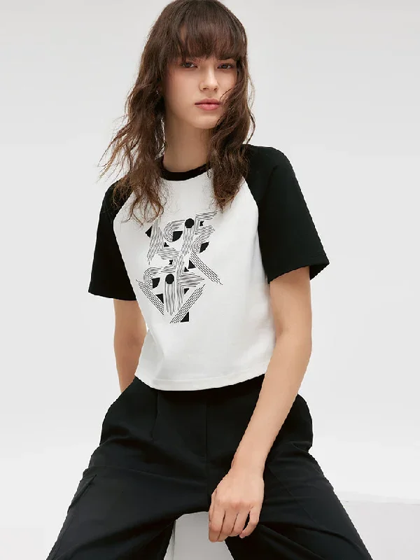 geometric-printed-raglan-sleeves-women-crop-t-shirt-1c7j0b06a