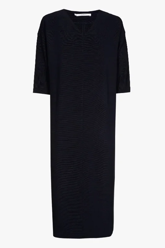 dress with ribbed structure in navy