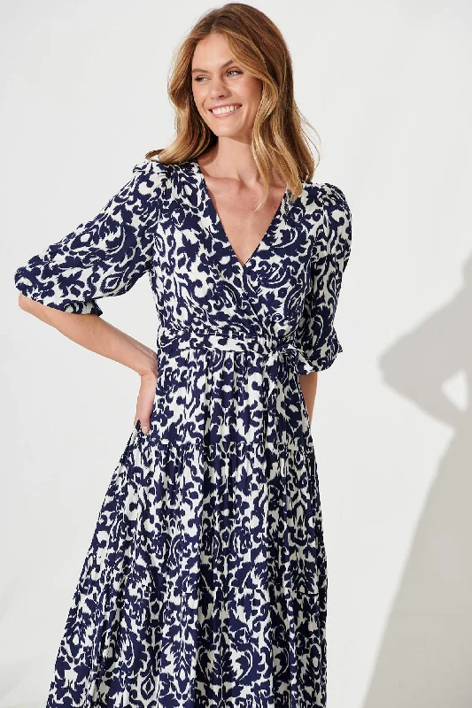 kintan-dress-in-white-with-navy-print