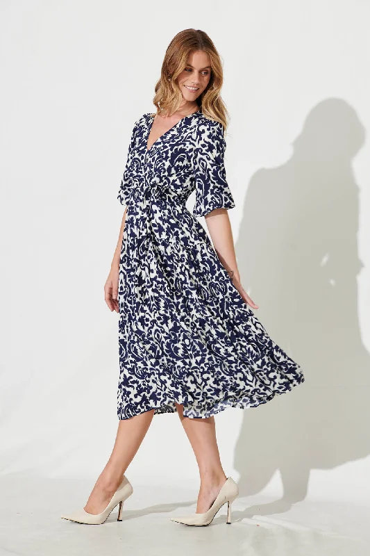 kintan-dress-in-white-with-navy-print