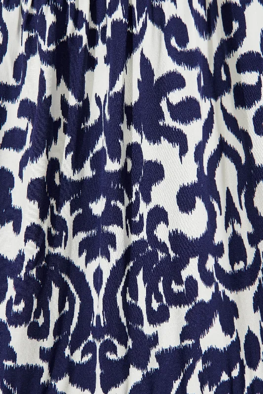 kintan-dress-in-white-with-navy-print