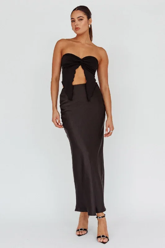 lulu-strapless-crop-top-black