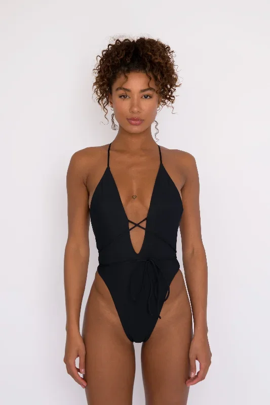 Lynn One Piece - Black