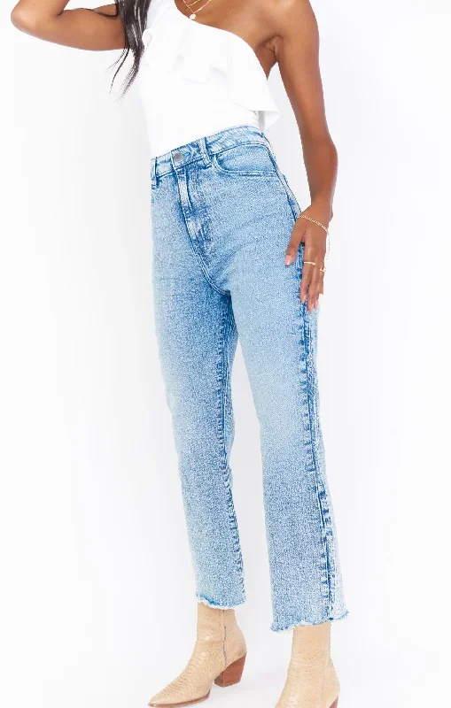 manhattan-straight-jeans-blue-stone