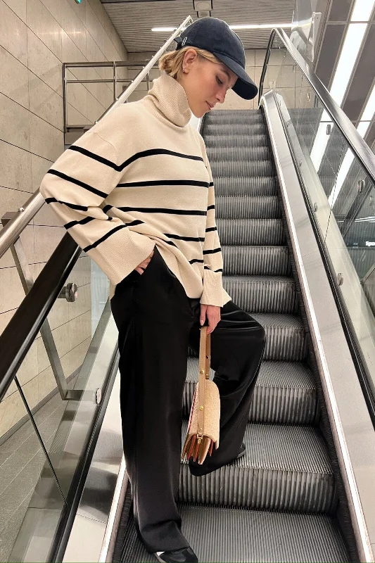 neo-noir-ruby-stripe-knit-blouse-sand