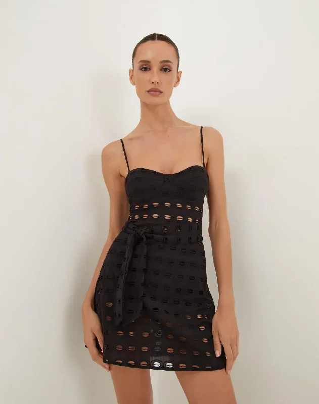 noor-short-dress-black