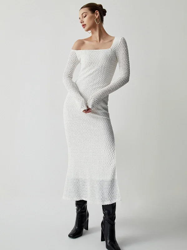 off-shoulder-bubble-knit-long-sleeve-long-dress