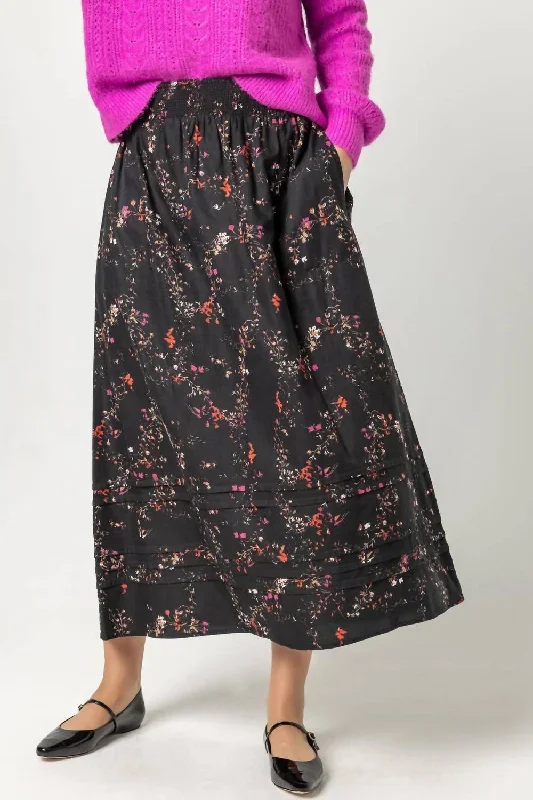 Printed Woven Pleated Hem Skirt In Black Floral