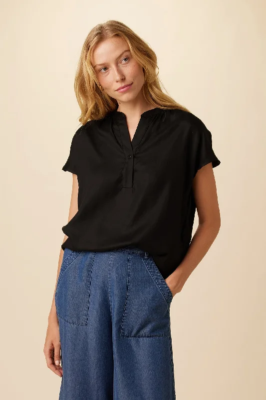 Renata Tencel Blouse - Black - ReAmour