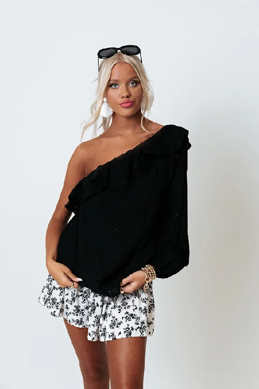 serving-up-sangria-eyelet-top-in-black