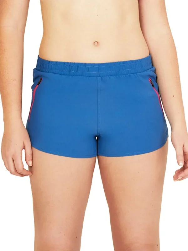 Woman's Colorblock Short