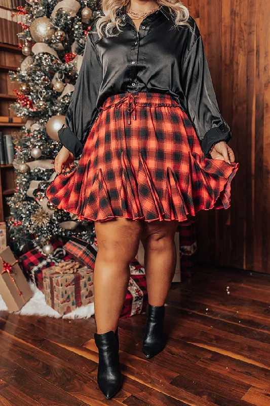 small-town-holiday-skirt-in-red-curves