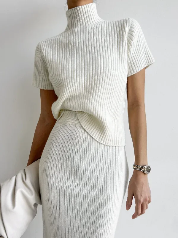 solid-high-neck-split-ribbed-knit-two-pieces-skirt-set