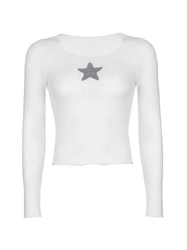 star-patch-long-sleeve-cropped-knit-top