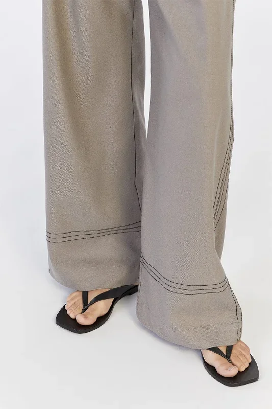 suki-smoke-stitch-detail-pant